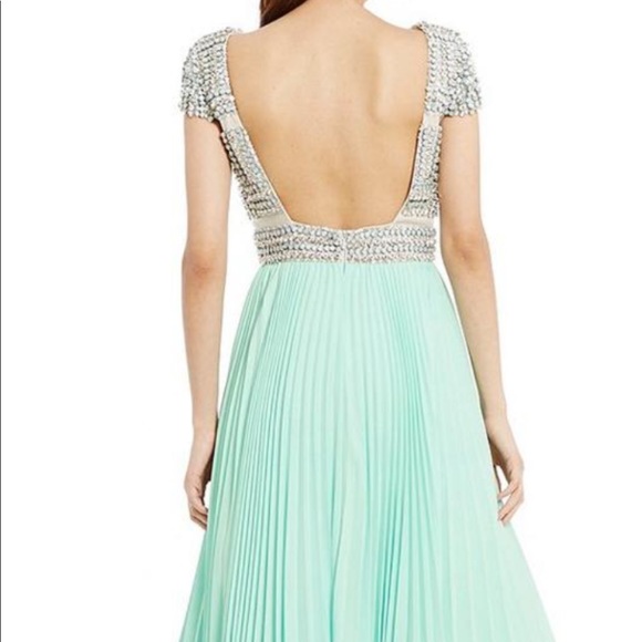 Formal,  mint, full length, pageant gown Sz 6 - Picture 5 of 7